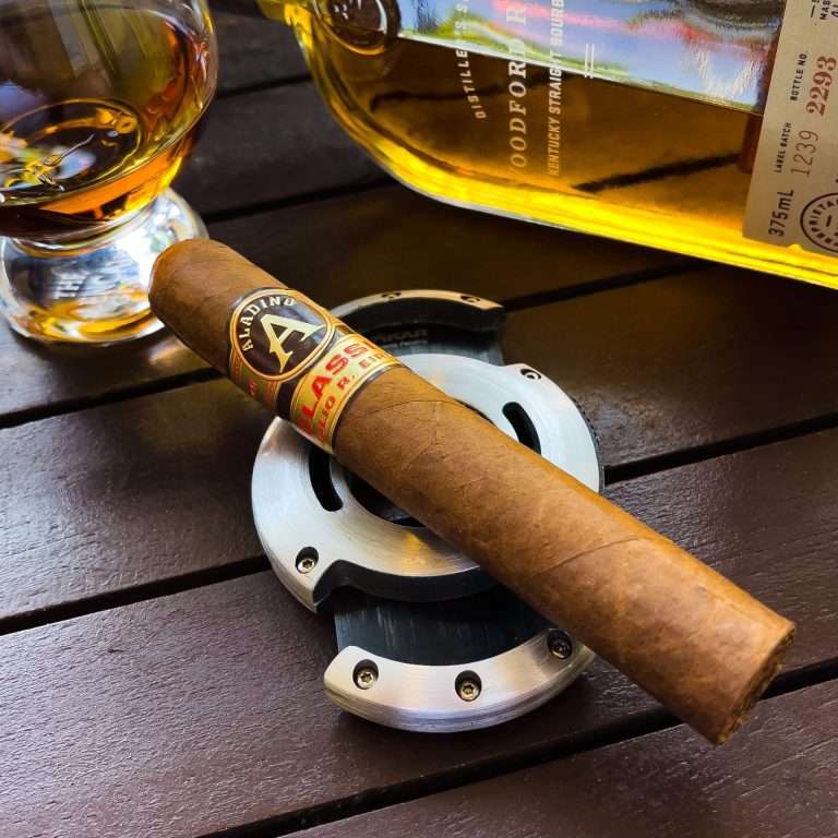 How to Smoke a Cigar