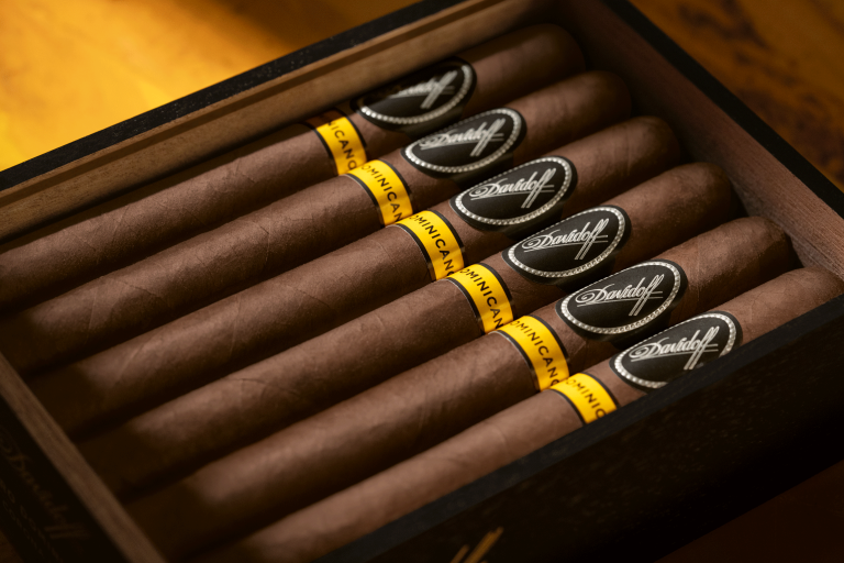 Davidoff Expands Black Band Collection with the New Puro Dominicano